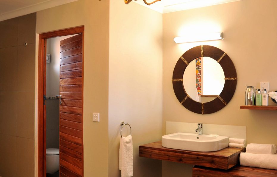 Victoria Falls Safari Club Room