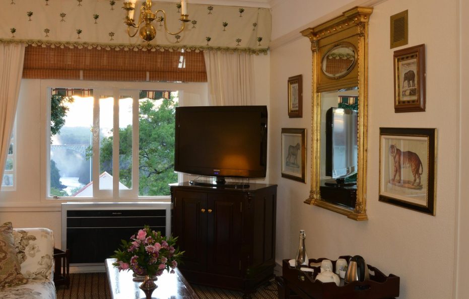 Royal Batoka Suite